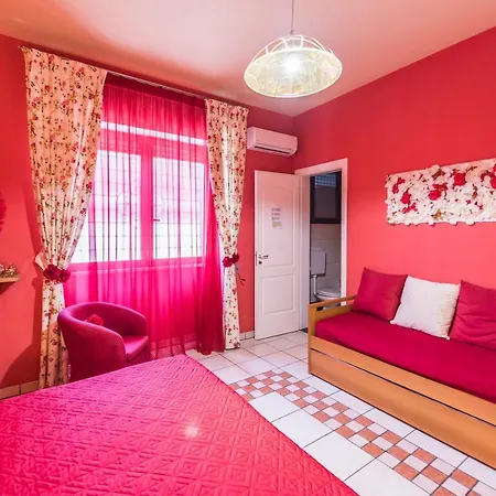 לינה וארוחת בוקר Cinque Stelle Salento 3*